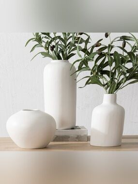 Set of 3 Handcrafted Stoneware Vases Matte White Ribbed Texture Watertight New